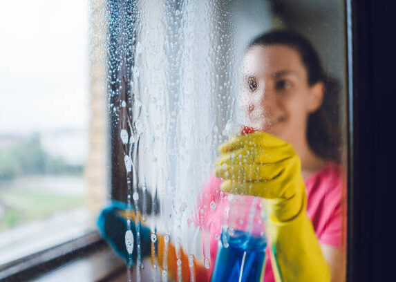 vertrauenswürdige Putzfrau